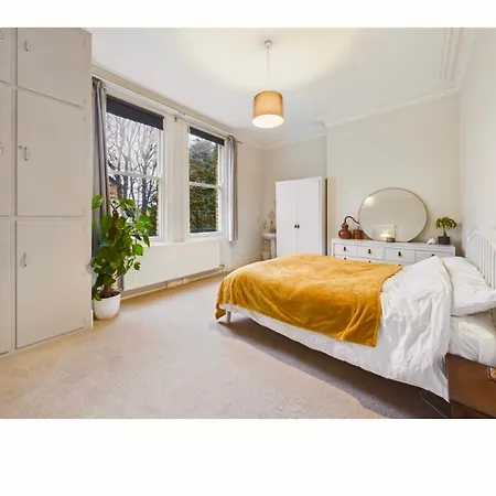 South Cliff Retreat * Scarborough